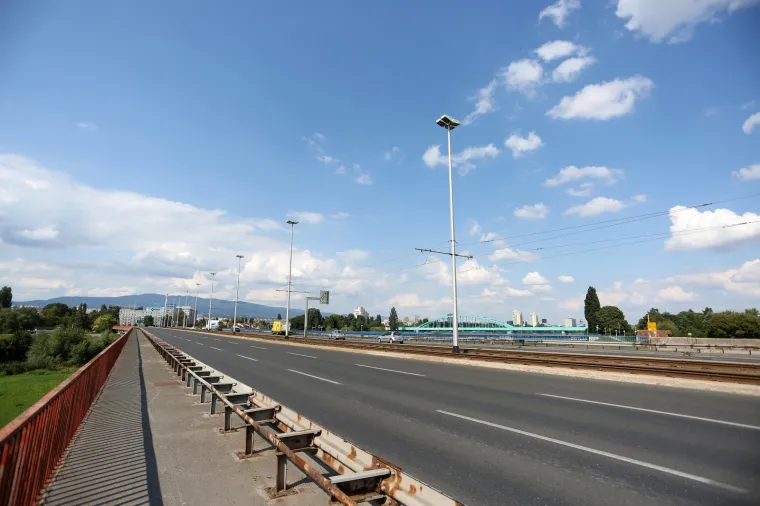 [FOTO] OVO TREBA SANIRATI PRIJE NEGO SE ZAGREBU DOGODI ŠTO I GENOVI: Pogledajte u kakvom je stanju Jadranski most