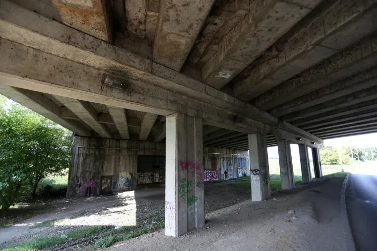 Zagreb: Jadranski most kojem je potrebna sanacija 16.08.2018., Zagreb - Jadranski most.
Photo: Borna Filic/PIXSELL