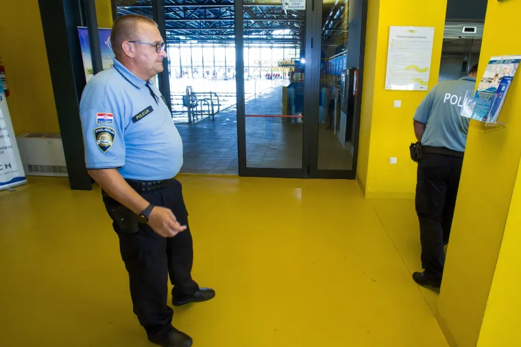 U požaru na vukovarskom bazenu izgorjela sauna, nema ozlijeđenih