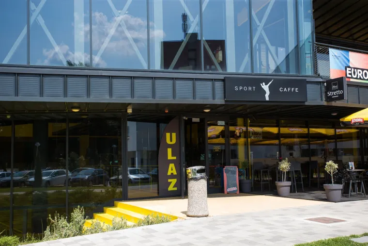 U požaru na vukovarskom bazenu izgorjela sauna, nema ozlijeđenih