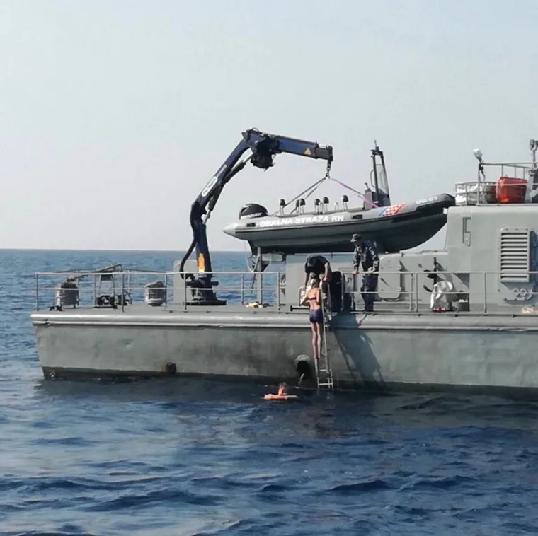 Drama na Jadranu - žena pala s kruzera, cijelu noć provela u moru: 'Uočili smo je 1300 m od mjesta nesreće...'