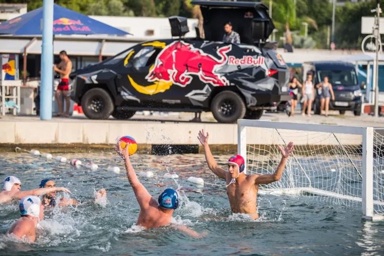 Ekipa Zale &Scaron;ampion je 4. finalist Red Bull Sidruna