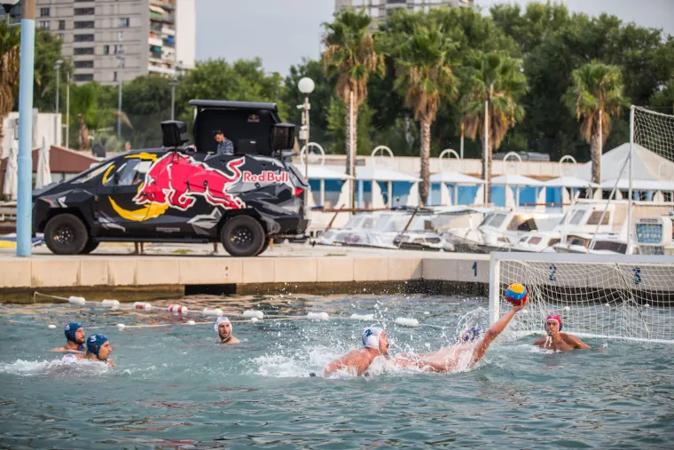 Ekipa Zale &Scaron;ampion je 4. finalist Red Bull Sidruna