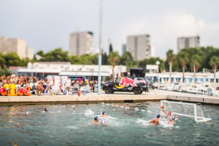 Ekipa Zale &Scaron;ampion je 4. finalist Red Bull Sidruna