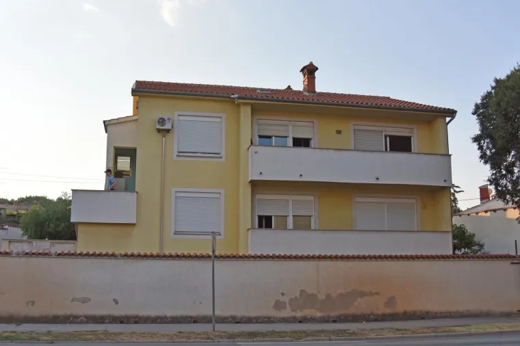 Drama u Puli: Zatočio ženu i prijetio da će je ozlijediti, na kraju je ranio sebe