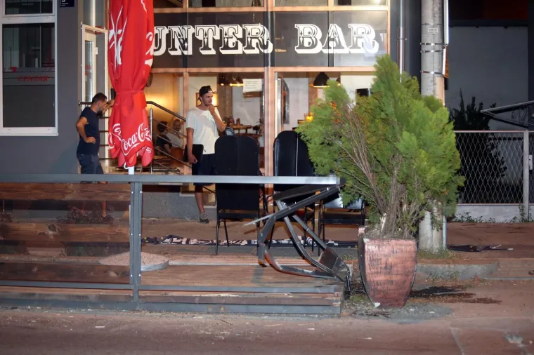 Automobilom se zaletio u terasu kafića u Krapinskoj ulici u Zagrebu