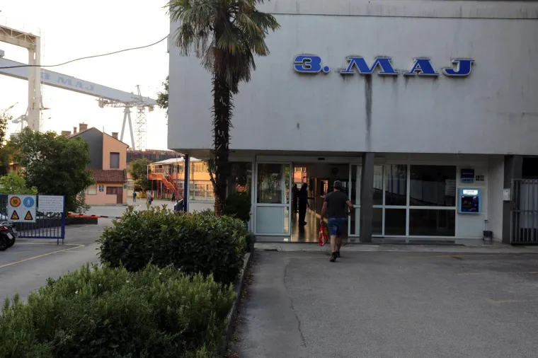 Radnici brodogradili&scaron;ta 3. maj u &scaron;trajku