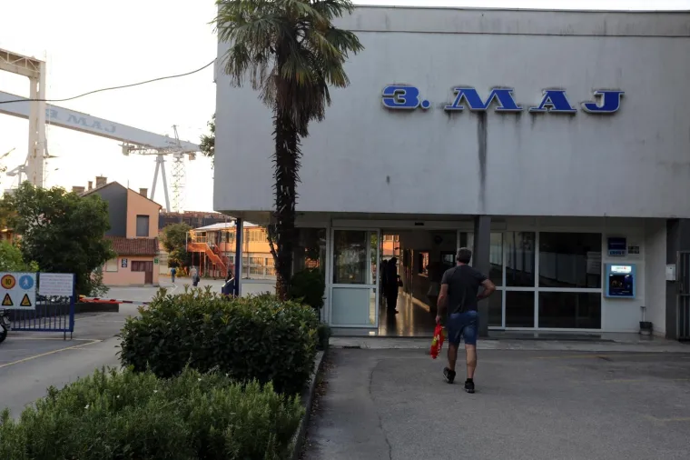 Radnici brodogradili&scaron;ta 3. maj u &scaron;trajku