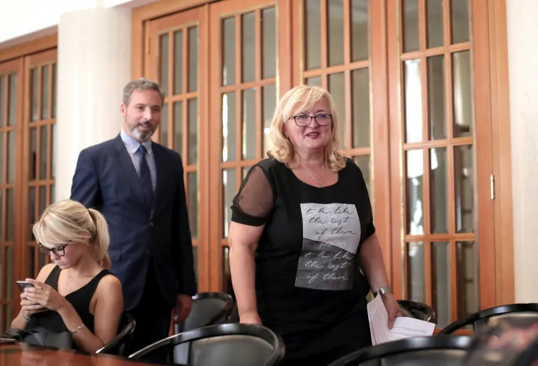 Mostovci iznijeli 52 razloga za smjenu Kujundžića