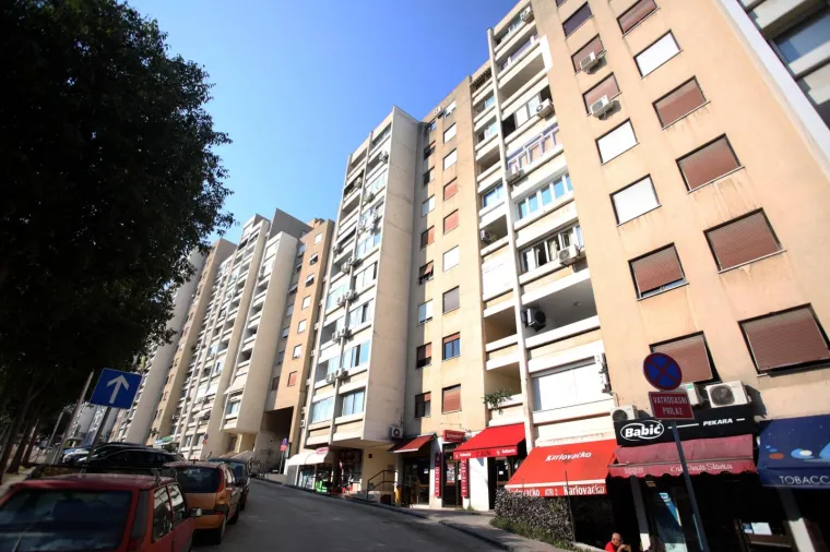 OVO JE HOSTEL U SPLITU U KOJEM JE ČISTAČICA PRETUKLA BRITANKU: Metalnom šipkom nasrnula je na nesretnu djevojku