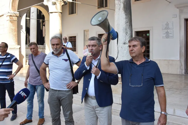 Pula: Radnici Uljanika nastavili &scaron;trajk i zahtjevaju ostavku Uprave