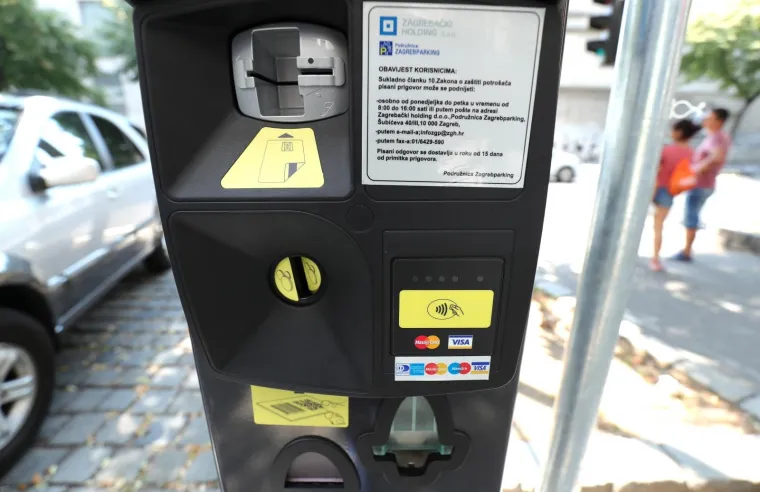 Kakav gaf: Hvale se novim aparatima za parking, a izgleda da im pravopis nije jača strana