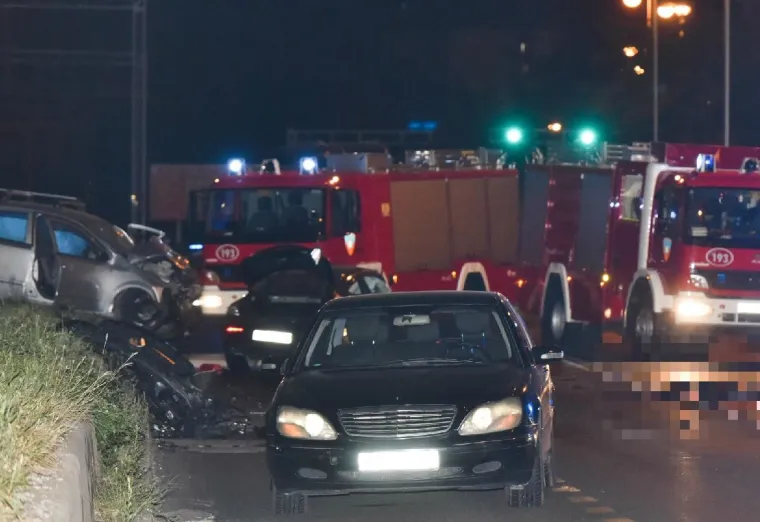 TE&Scaron;KA PROMETNA NESREĆA U ZAGREBU: Poginule dvije osobe, troje ozlijeđenih