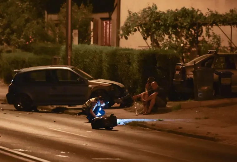 TE&Scaron;KA PROMETNA NESREĆA U ZAGREBU: Poginule dvije osobe, troje ozlijeđenih