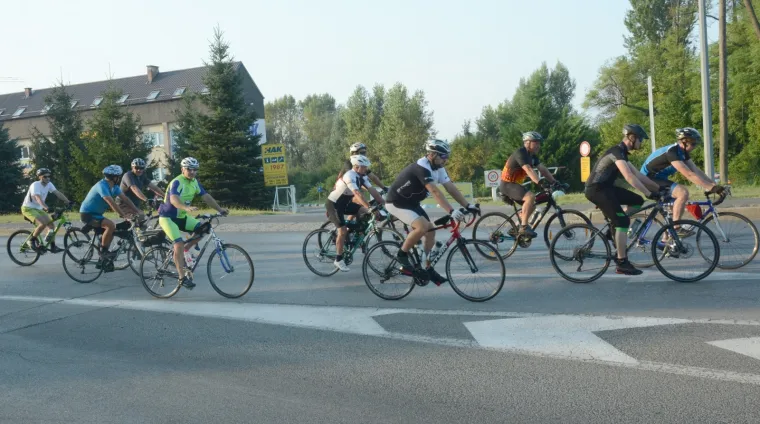 U SISKU STARTAO MARATON ZA VATROGASCE POGINULE NA KORNATIMA: Dugačak je 320 km, sudjeluju i biciklisti vatrogasci
