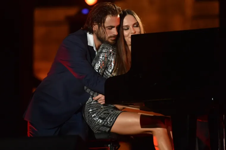 STJEPAN HAUSER S PRIJATELJIMA ODRŽAO KONCERT U RODNOM GRADU: Popularni čelist odao počast Oliveru