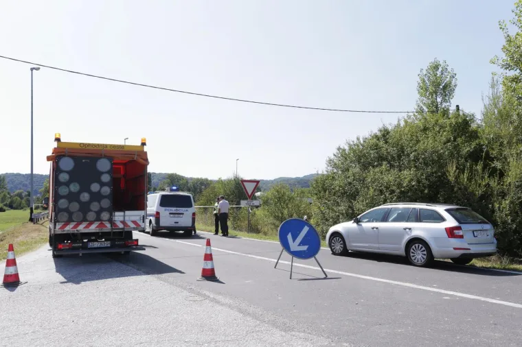 Kod Bobovice je u sudaru automobila i &scaron;lepera poginula jedna osoba