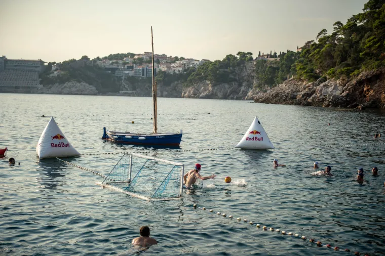 Red Bull Sidrun: Ekipa 'Tradicionalno Neugodni' pobjednici dubrovačkih kvalifikacija