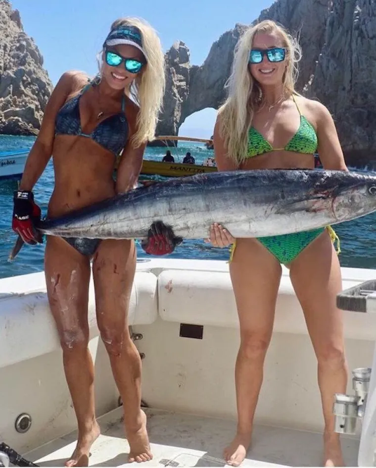 JAKO, JAKO DOBRE RIBE: Ipak, treba se diviti i curama koje su ih ulovile