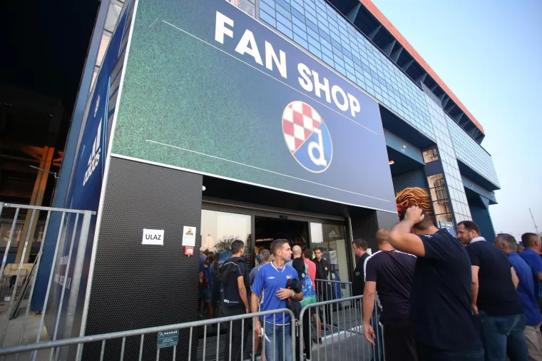 NAVIJAČI STIŽU NA MAKSIMIR: Dinamo će u lovu na Ligu prvaka imati podršku kakvu već dugo nije imao