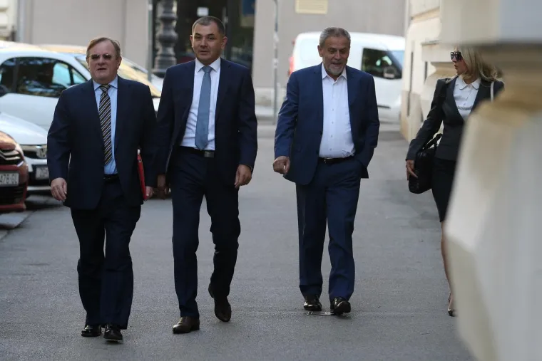 Milan Bandić stigao na sud: 'Ja sam raspoložen...'