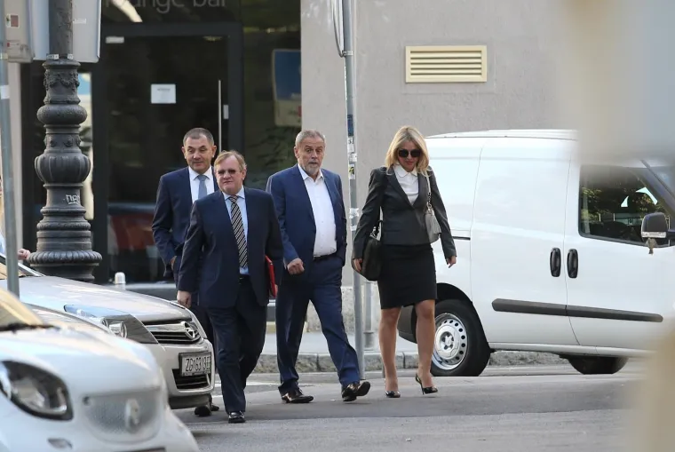 Milan Bandić stigao na sud: 'Ja sam raspoložen...'