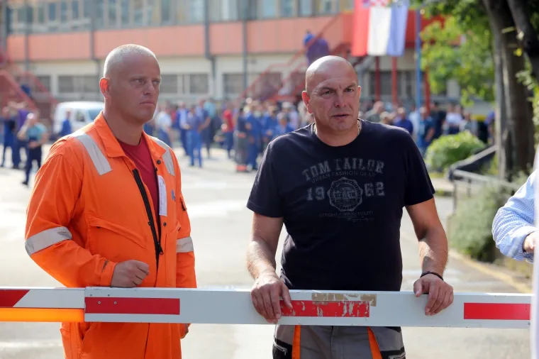 I dalje u &scaron;trajku: Radnici 3. maja blokirali ulaz u brodogradili&scaron;te