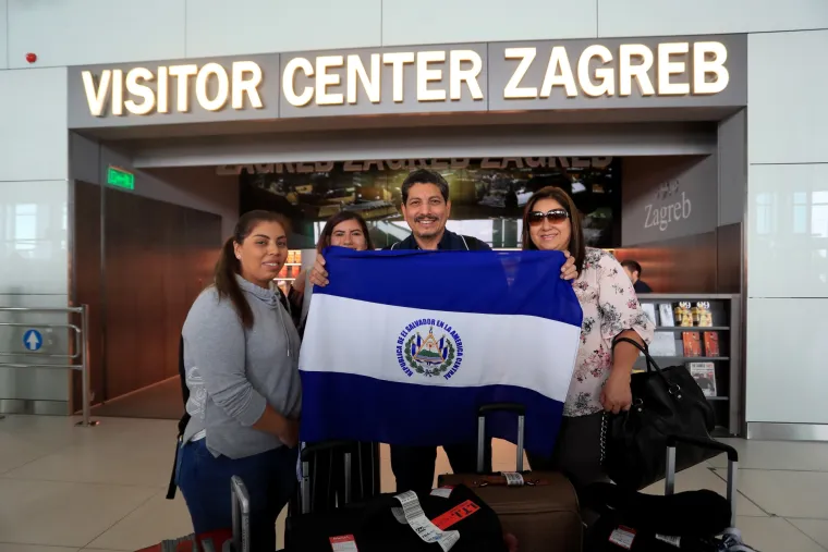 Stigao fotoreporter AFP-a Yuri Cortez kojeg su Vatreni u slavlju oborili