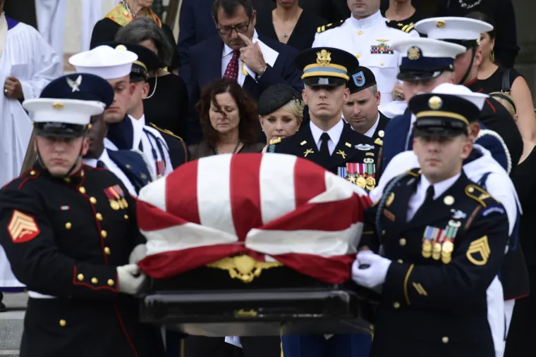 Oproštaj od američkog senatora i veterana rata u Vijetnamu Johna McCaina