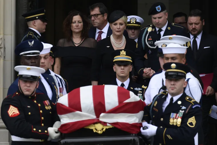 Oproštaj od američkog senatora i veterana rata u Vijetnamu Johna McCaina