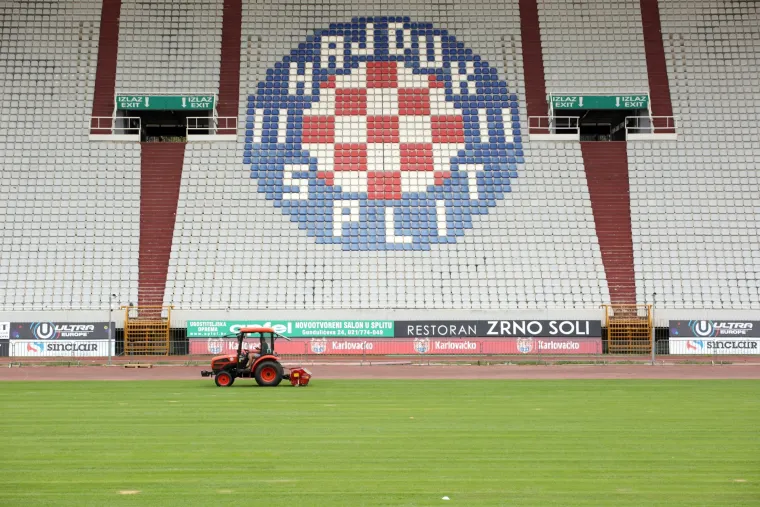 Na Poljudu postavljen novi travnjak: Hoće na njemu Hajduk imati vi&scaron;e sreće?