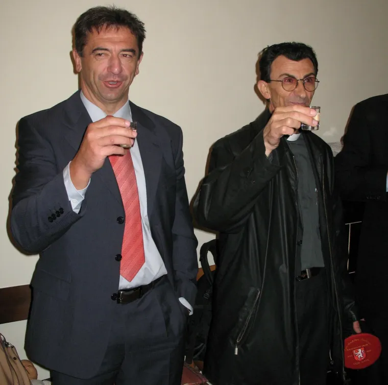 A nakon posla dolazi zdravica