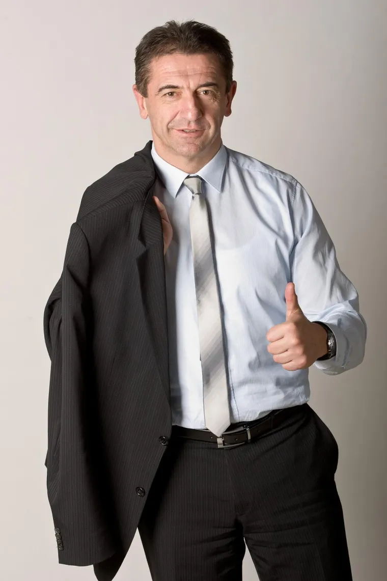 A ni one gdje je poput manekena