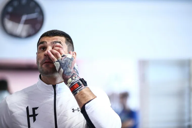 SVE JE SPREMNO ZA SUBOTNJI SPEKTAKL: Hrgović odradio trening uoči meča sa Mansourom