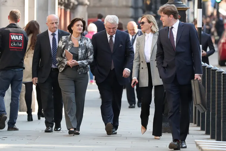 Ivica Todorić u pratnji svog odvjetničkog tima Jadranke Sloković ii Cherie Blair do&scaron;ao je na Visoki sud Royal Courts of Justice gdje je zakazano roči&scaron;te o njegovom izručenju Hrvatskoj