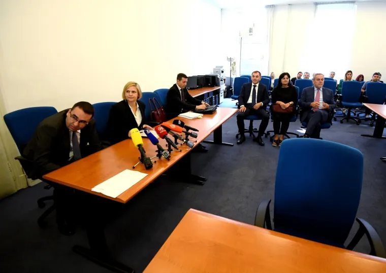 POČELO SUĐENJE ZA AFERU &Scaron;TANDOVI: Bandić i ekipa stigli pred suca