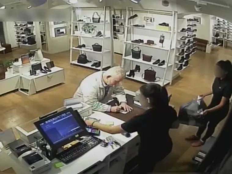 Policija traga za dvojicom gospodina: Odradili su dobar &scaron;oping i sve platiti tuđom karticom