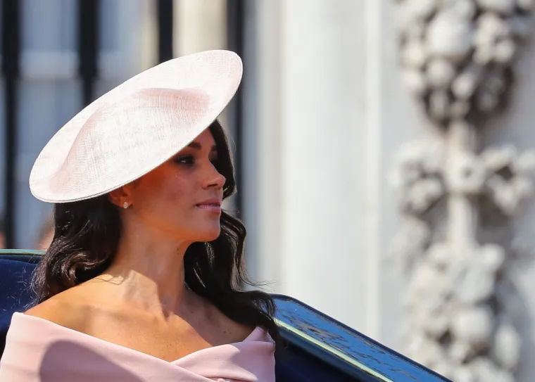 Meghan Markle najbolje odjevena žena: prisjetili smo se poznatih kombinacija kraljevske modne ikone