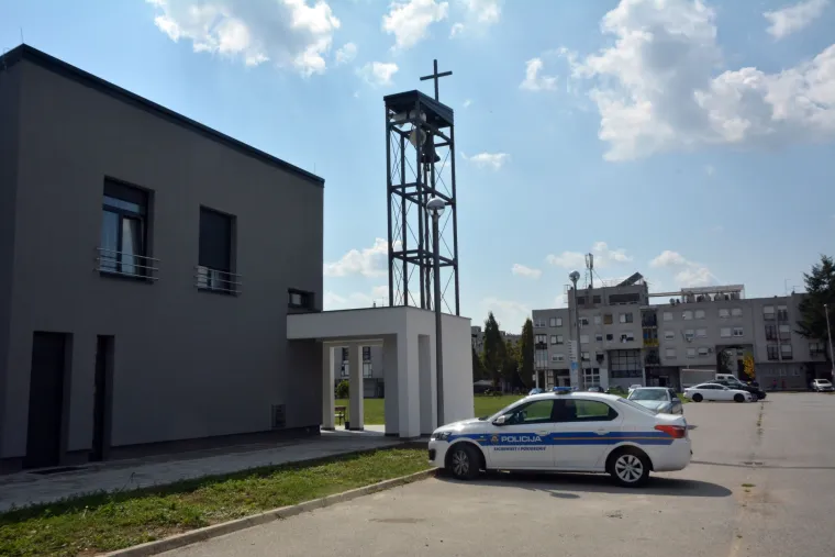 Slavonski Brod: Stanari se žale na preglasnu zvonjavu s tornja crkve Blaženog Alojzija Stepinca