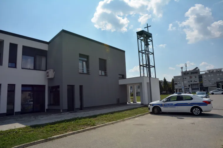 Slavonski Brod: Stanari se žale na preglasnu zvonjavu s tornja crkve Blaženog Alojzija Stepinca