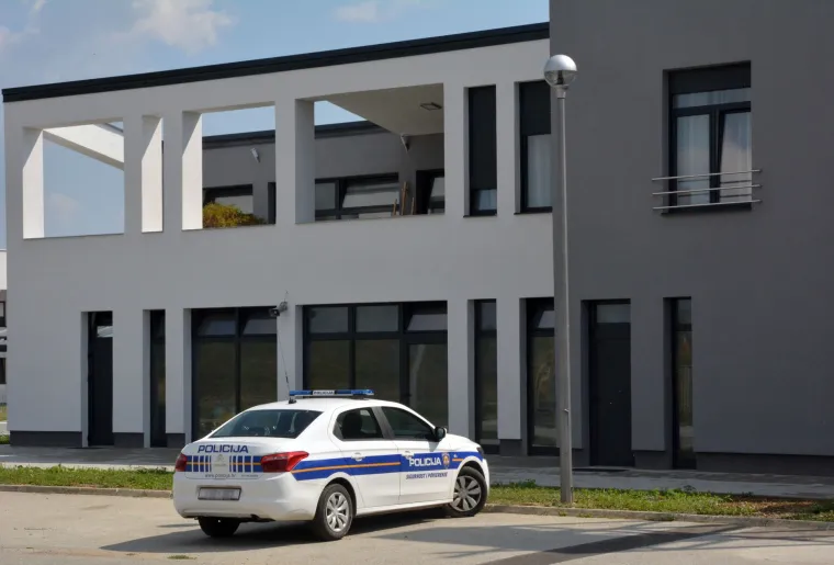 Slavonski Brod: Stanari se žale na preglasnu zvonjavu s tornja crkve Blaženog Alojzija Stepinca