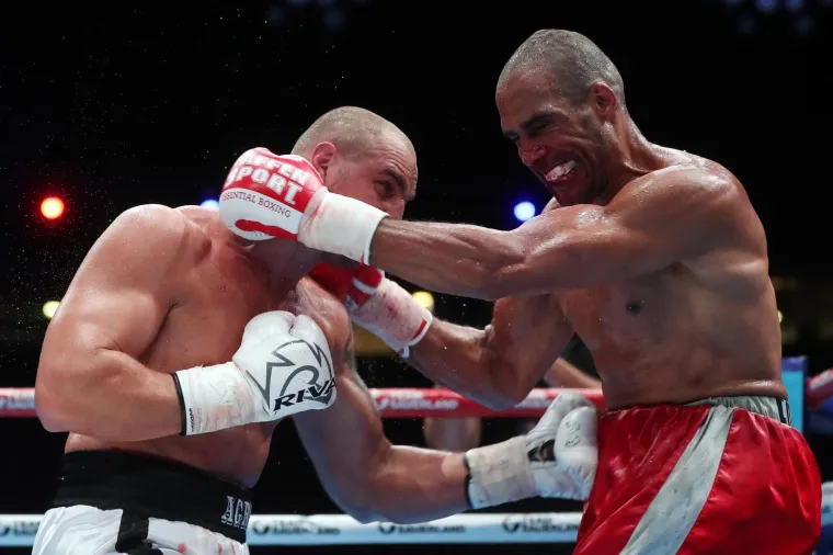 Zagreb je večeras na boksačkoj karti svijeta. U Areni su u tijeku predborbe, u i&scaron;čekivanju glavnog meča večeri - dvoboja Filipa Hrgovića i Amira Mansoura.