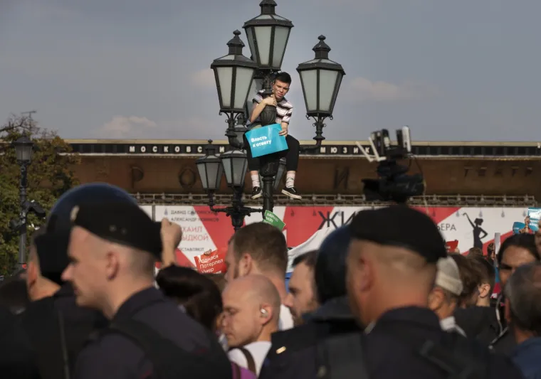 Ruska policija pritvorila stotine prosvjednika protiv mirovinske reforme