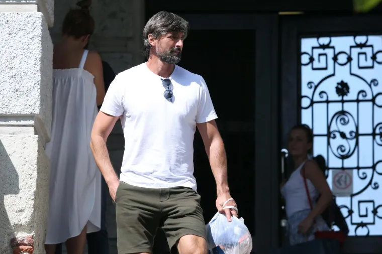 Nazvali su ga Oliver.