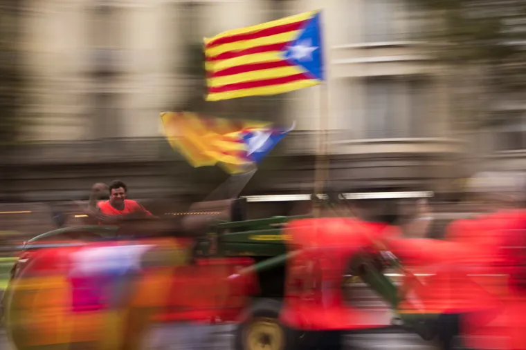 Milijun Katalonaca na ulicama Barcelone slavi nacionalni praznik