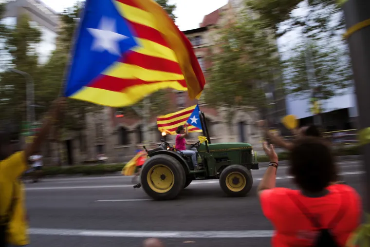 Milijun Katalonaca na ulicama Barcelone slavi nacionalni praznik