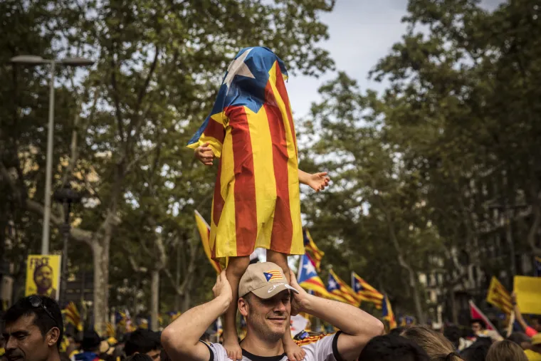 Milijun Katalonaca na ulicama Barcelone slavi nacionalni praznik