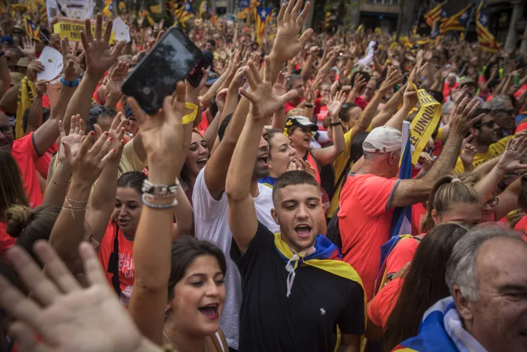 Milijun Katalonaca na ulicama Barcelone slavi nacionalni praznik