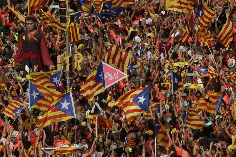 Milijun Katalonaca na ulicama Barcelone slavi nacionalni praznik