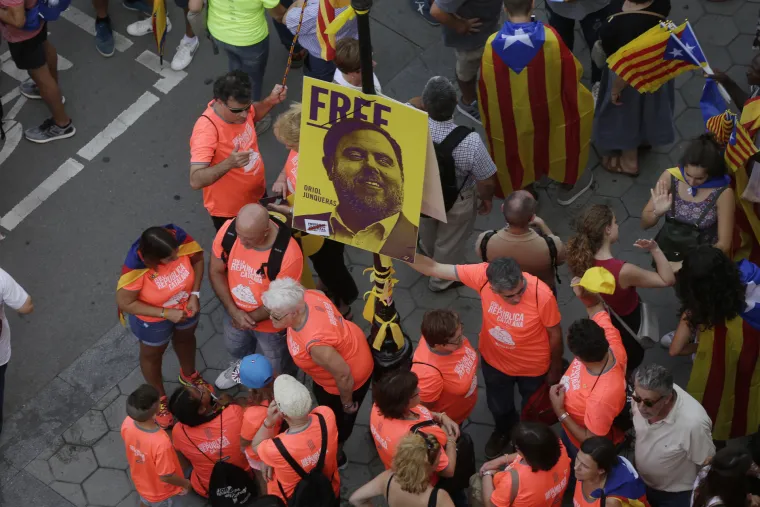 Milijun Katalonaca na ulicama Barcelone slavi nacionalni praznik